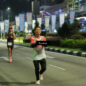 Runner Photo 4964573