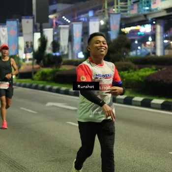 Runner Photo 4964578