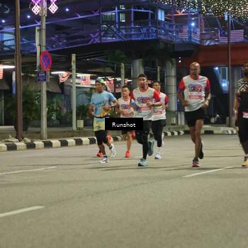 Runner Photo 4964695