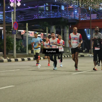 Runner Photo 4964715