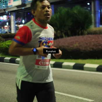 Runner Photo 4964888