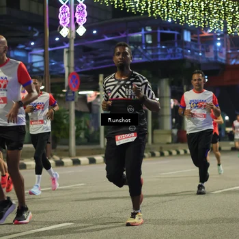 Runner Photo 4964891