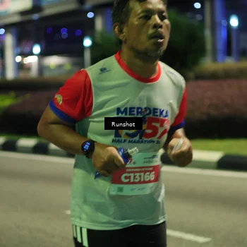 Runner Photo 4964895