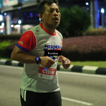 Runner Photo 4964899