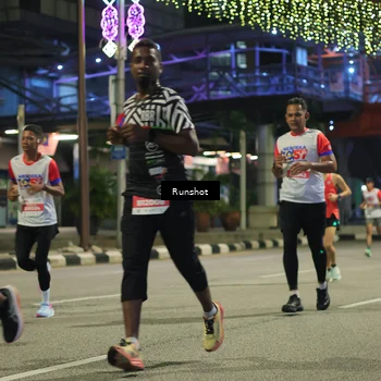 Runner Photo 4964921