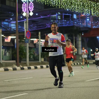 Runner Photo 4964954