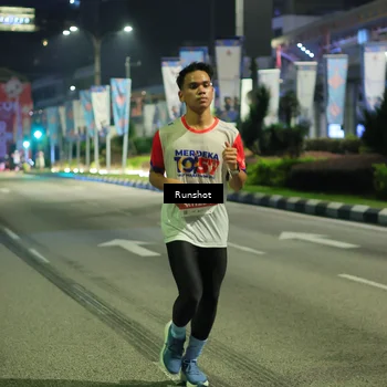 Runner Photo 4965133