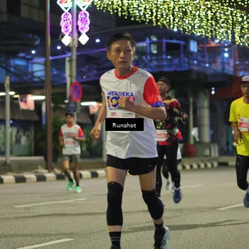 Runner Photo 4965173