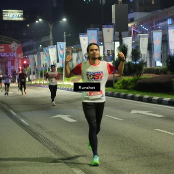 Runner Photo 4965242
