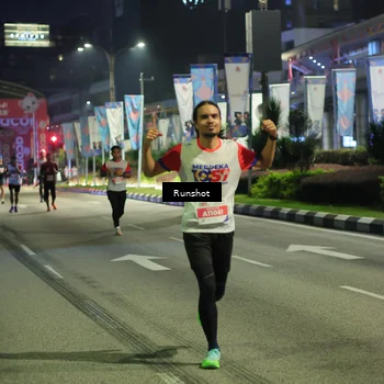 Runner Photo 4965243