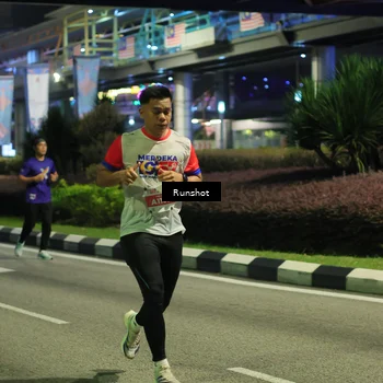 Runner Photo 4965289