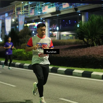 Runner Photo 4965291
