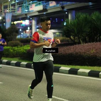 Runner Photo 4965294