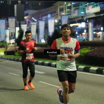 Runner Photo 4965343
