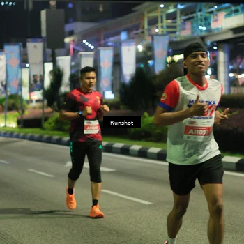Runner Photo 4965345