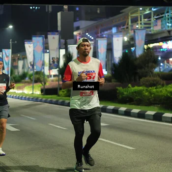 Runner Photo 4965373