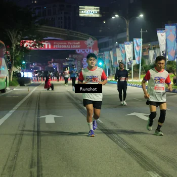 Runner Photo 4965449