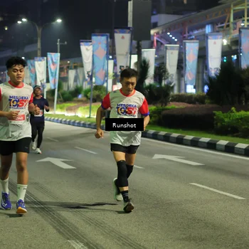 Runner Photo 4965459