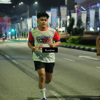 Runner Photo 4965483