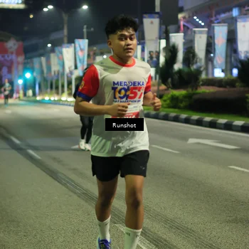 Runner Photo 4965487