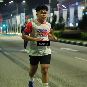 Runner Photo 4965489
