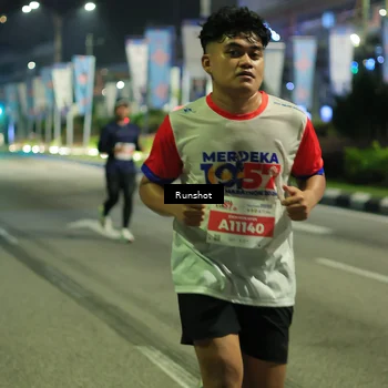Runner Photo 4965496