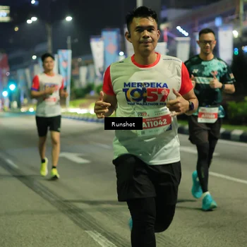 Runner Photo 4965612