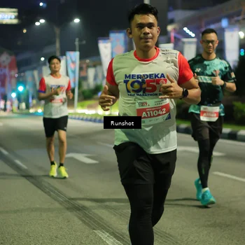 Runner Photo 4965615
