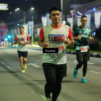 Runner Photo 4965616