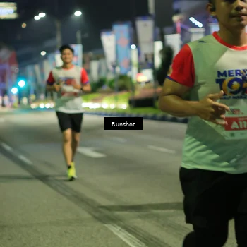 Runner Photo 4965625