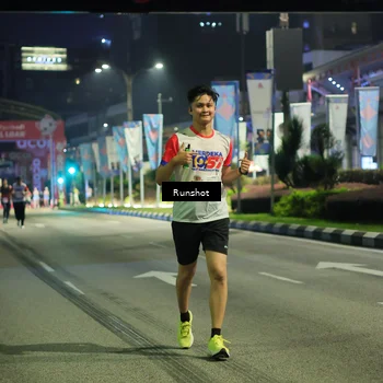 Runner Photo 4965629