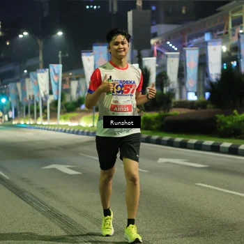 Runner Photo 4965643