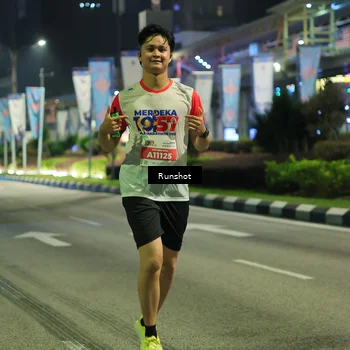 Runner Photo 4965649