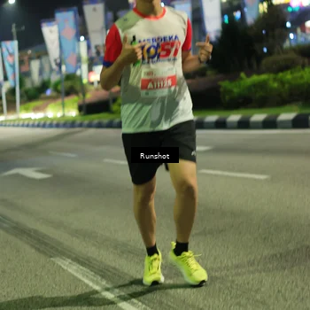 Runner Photo 4965654