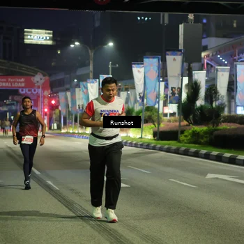 Runner Photo 4965665