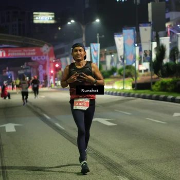 Runner Photo 4965690