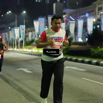 Runner Photo 4965710