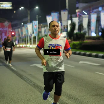Runner Photo 4965734