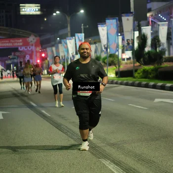 Runner Photo 4965750