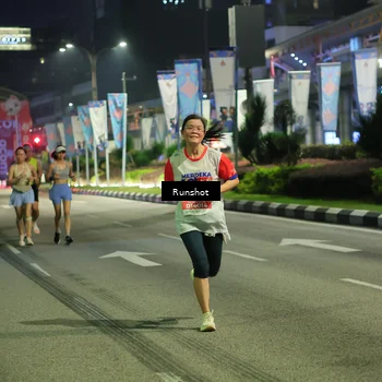 Runner Photo 4965782