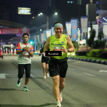 Runner Photo 4965875