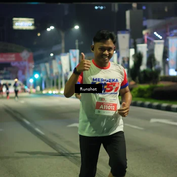 Runner Photo 4965899