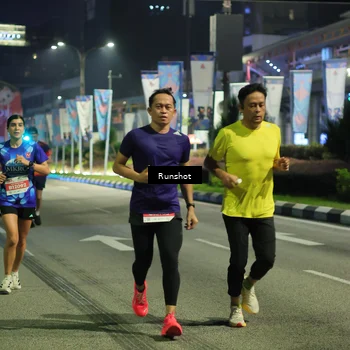 Runner Photo 4965937
