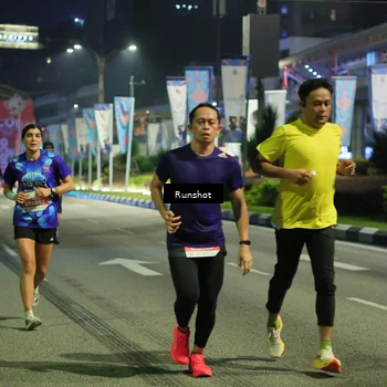Runner Photo 4965943