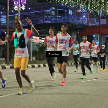 Runner Photo 4966119