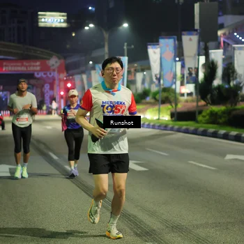 Runner Photo 4966156