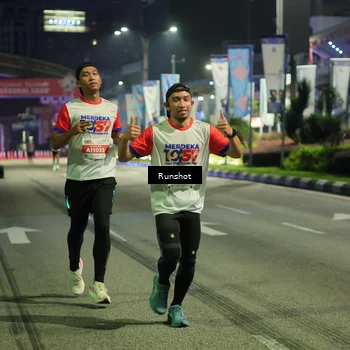 Runner Photo 4966234
