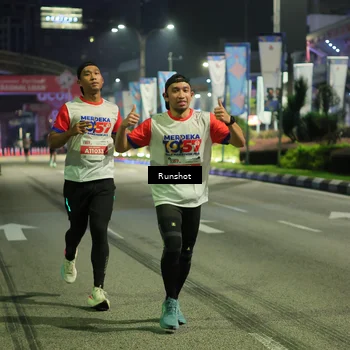 Runner Photo 4966239