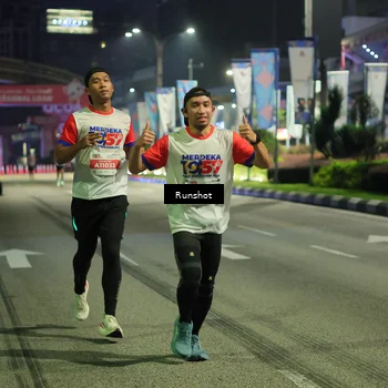 Runner Photo 4966240