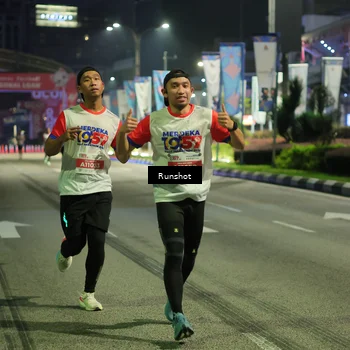 Runner Photo 4966243